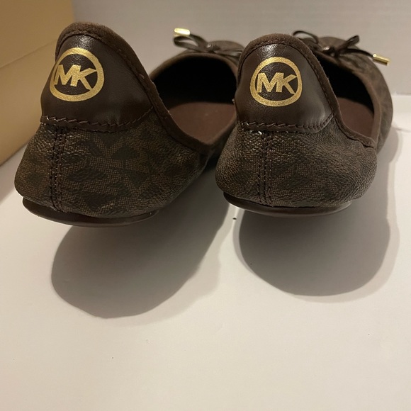 NIB Michael Kors Ballet Flats sz 9.0 - Picture 5 of 9